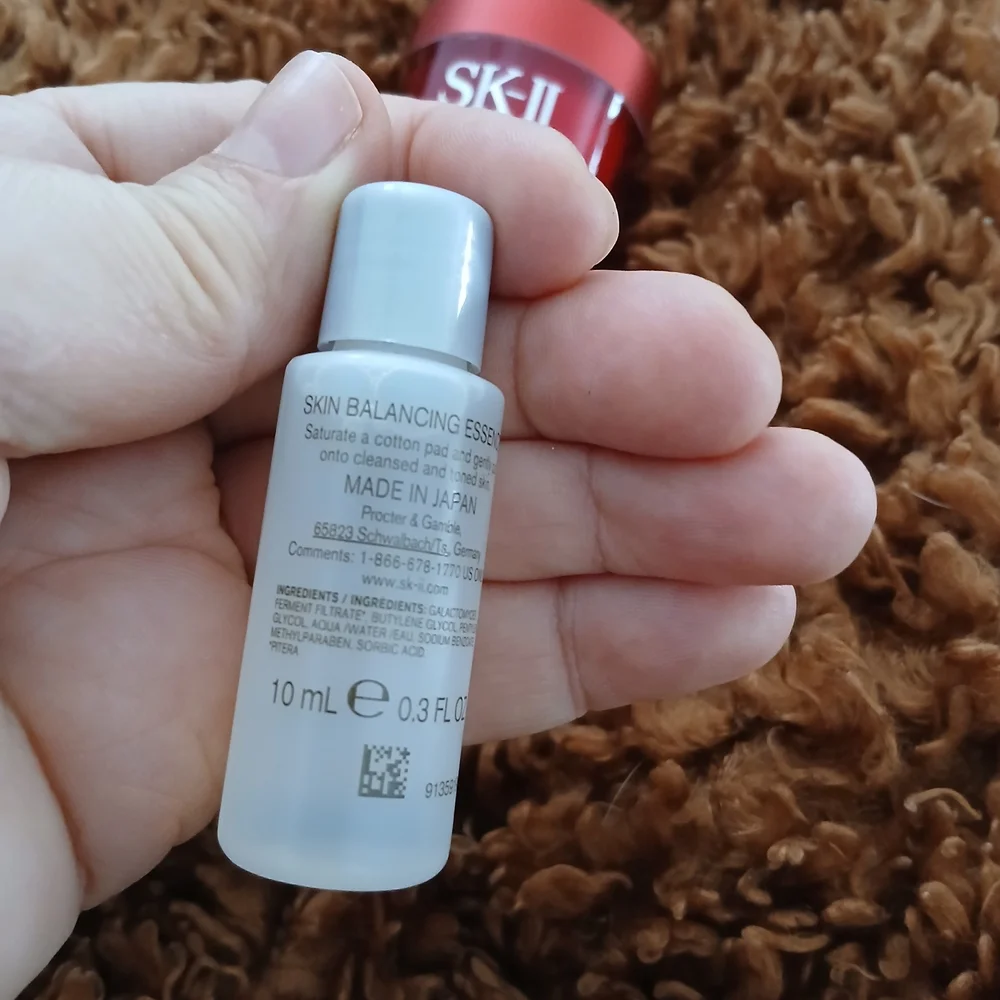 SK-II Skincare Set - Picture 3 of 8